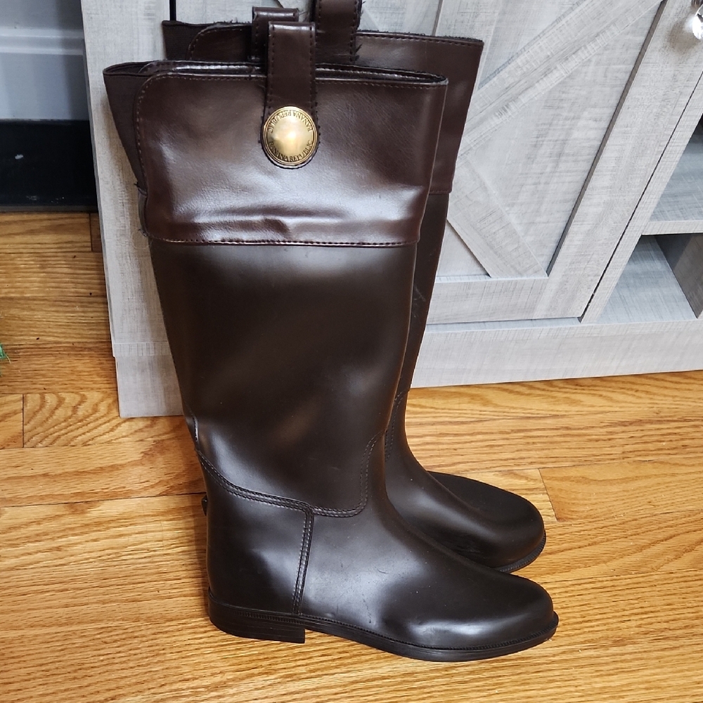 Brown Knee-High Boots with Gold Button